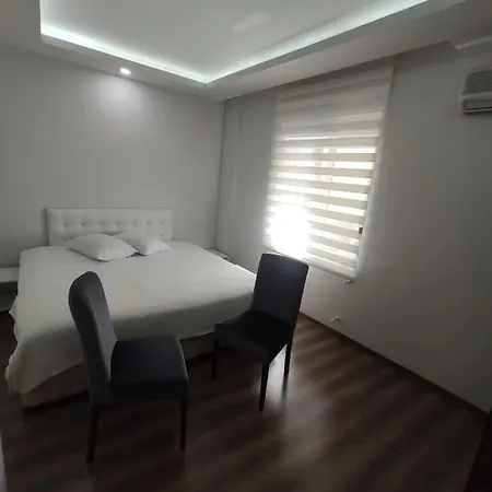 Aparthotel Hadrian And Antalya